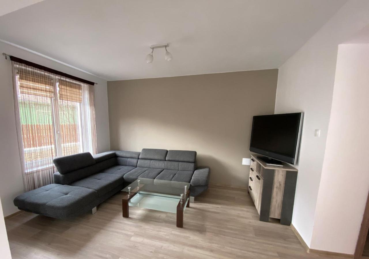 Fenyo Apartman House Ii. 오도르헤이우세쿠이에스크 외부 사진