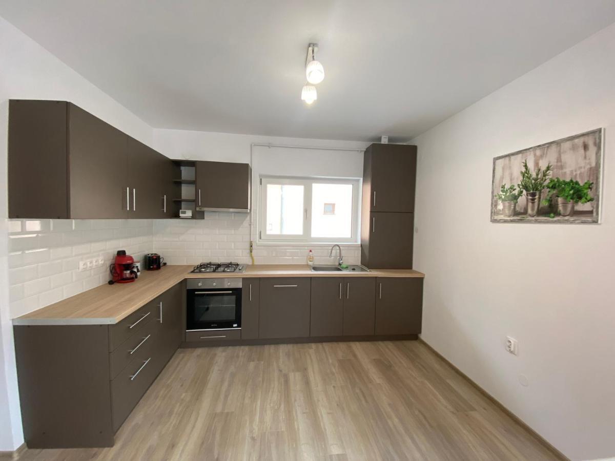 Fenyo Apartman House Ii. 오도르헤이우세쿠이에스크 외부 사진