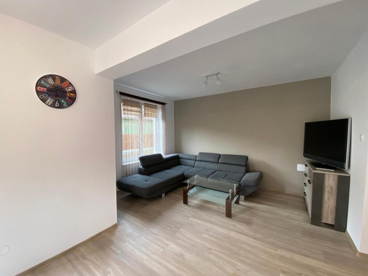 Fenyo Apartman House Ii. 오도르헤이우세쿠이에스크 외부 사진